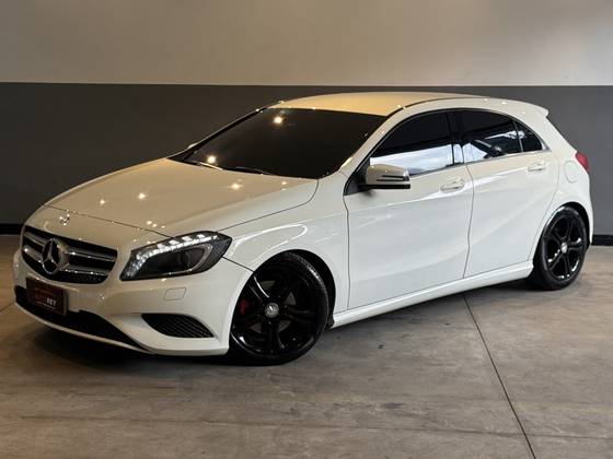 MERCEDES-BENZ A 200 1.6 TURBO 16V GASOLINA 4P AUTOMÁTICO